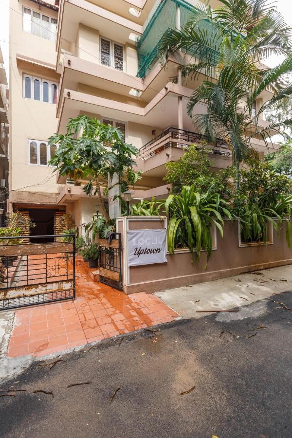 Locul Uptown - Near Bangalore Palace Grounds Екстериор снимка